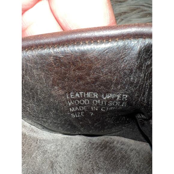 Volatile Women's Heeled Clogs - Picture 6 of 16